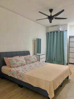 ReenRul Homestay, Taman Air Biru, Pasir Gudang - 3