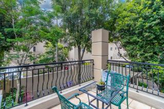 Urban Tuscany Apartment - 3