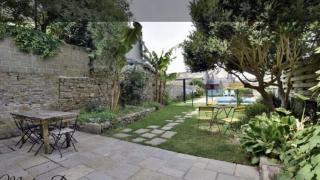 Charming vacation home with private pool, close to shops and sea - 3