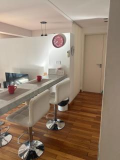 Apartamento Av kennedy y Cerviño a metros embajada EEUU - 9