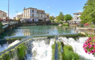 Nice Home In Jonquerettes - 3