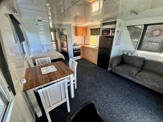 Waterscape Floating Apartment - 5