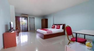 OYO 440 Season 5 Residence - 6