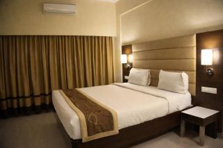 Hotel Magaji Comfort Inn - 1