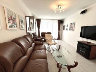 MirrArt House - Просторен луксозен апартамент - 3 спални - 2 бани - Топ център - 9