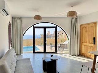 Butterwave | 1BR Jacuzzi & Terrace in Kfar Aabida - 5