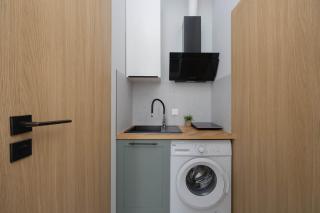 Functional Pet-Friendly Micro-Apartment in Warsaw by Noclegi Renters - 2