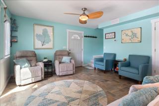 Lakeside Serenity Dock Days & Firepit Nights - 2