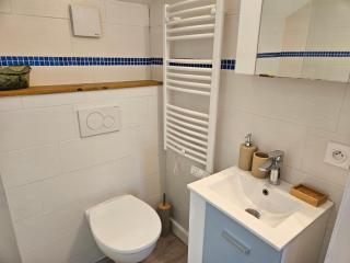 Vacances à 50m de la mer, dans un petit village ! - 5