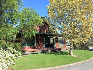 Cedar Chalets and Barkers Lodge - Methven - 0