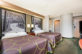 Super 8 by Wyndham Jasper - Jasper - 4