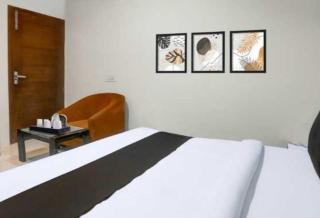 Collection O Sangla Shivala Temple Ludhiana Formerly City Home - 4