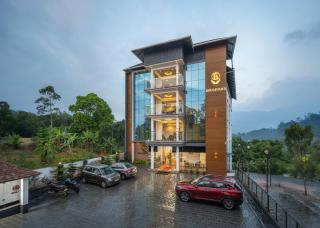Boulevard Premium Luxury Hotel - 0