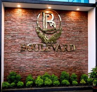 Boulevard Premium Luxury Hotel - 3