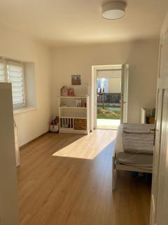 Charming Villach Hideaway - Self Check-in - 1BR - 3