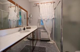 Villa con Piscina, Ac nelle 2 camere da letto, Palestra e vista su mare e monti - 4