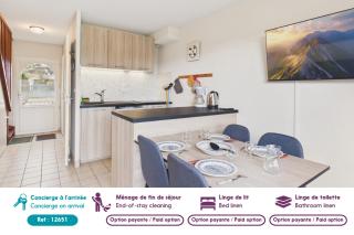 Maison en pierre à 350m de la plage pour 4 - 8