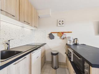 Maison en pierre à 350m de la plage pour 4 - 3