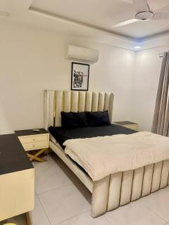 The Comfort Cove Zameen Opal - 0