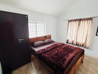 Majestry Cottage - 4