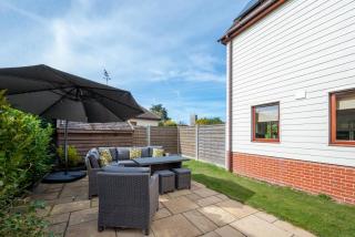 3 Bed in Walberswick oc-htroy2 - 1