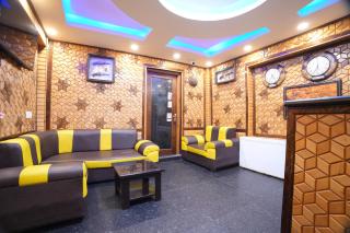 Hotel Park Plaza Srinagar - 1