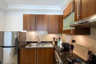 Spacious 1BR with Terrace l Near Palm Jumeirah Mall - 3