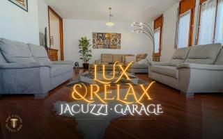 Lusso & Relax - 3 Camere, Jacuzzi, Parcheggio - 0
