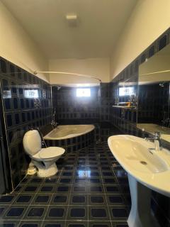 Ghumo - 2BR 2nd Floor Unit in Dhoraji near Aga Khan Hospital - 2