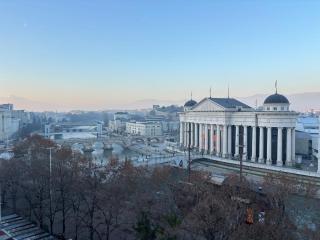 Main Square APT with Stone Bridge & Old Bazaar View - 3