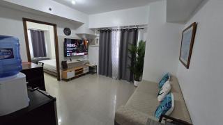 1 BR corner unit 55inches TV at Horizons 101 - 1