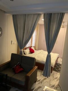 Studio flat in Legon - 9