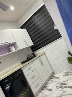 Studio flat in Legon - 8