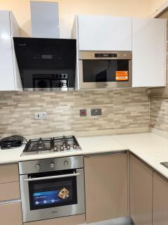 Luxury Three bedroom self compound - 8