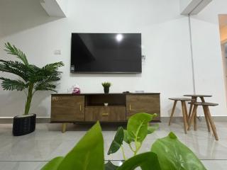 Cozy House Near Downtown - 0