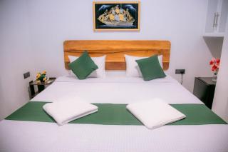 Seaside Serenity Resort - 1