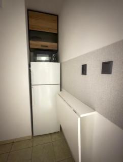 Wygodne studio z balkonem, darmowe parkowanie, przy centrum - blisko PKP i PKS, doba hotelowa do 12tej, FV, self check in - 5