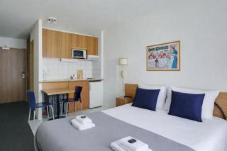 Les Lilas Serviced Apartments - 5