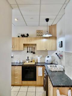 The Tipsy Expat - Paarl - Self Catering Apartment - 4