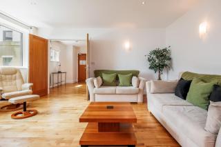 Jeanneau - Prestigious Dolphin Quays apartment on Poole Quay - 2