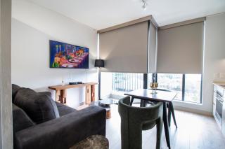 Aurea Via Stays - Unit 431 at One Rosebank - 2