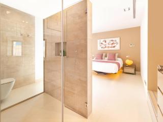 Villa in Búger with Rooftop Pool & Scenic Views - 6