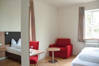 Hotel Landgut Burg - 4