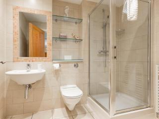 Jibe Ho - Beautiful Spacious Apartment with Harbour Views - 1