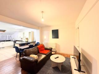 Entire Large 5 Bedroom House Central Southampton - 6