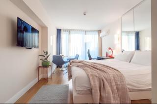 Panorama Batumi - Beach Resort - 4