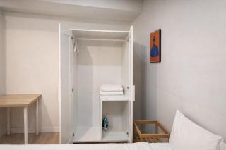 Habitaciones con estilo y comodidad en el centro de Madrid - 1