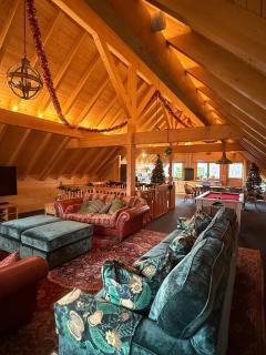 Alpine Lodge - 1