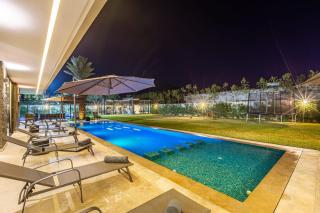 Hidaya Villa - Heated Pool, Padel , Spa & Gym - 2
