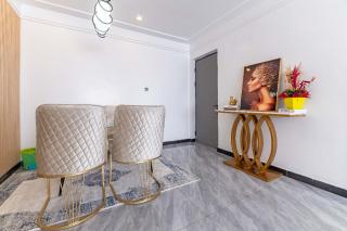 modern serenity suites apartments with swimming pool,modern equipped gym,private parking space, children playing ground, proximity to major shopping malls and unbeatable city views - 6